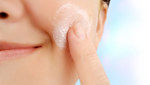 3 sätt att återfukta huden på naturligt vis